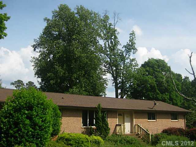 2617 Moores Park Dr., Charlotte, NC 28214