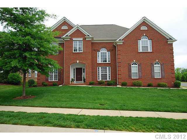 2401 Twinberry Ln., Waxhaw, NC 28173