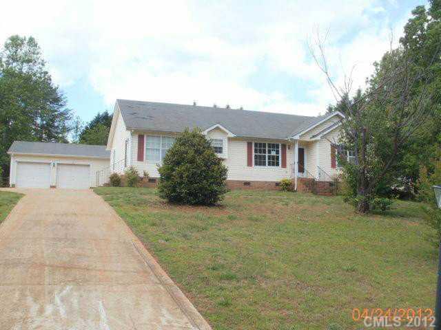 7327 Hagers Hollow Dr., Denver, NC 28037