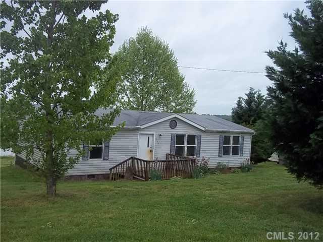 138 Riverfield Dr., Statesville, NC 28625