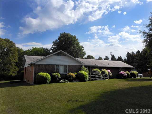 227 Cornelius Rd., Mooresville, NC 28117