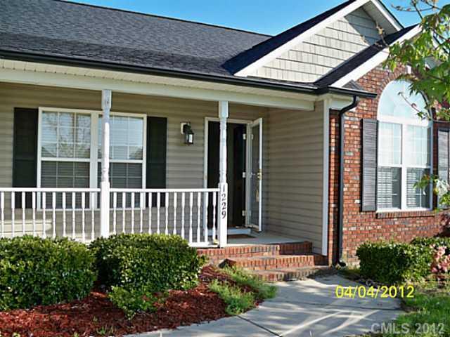 1229 SE Pressley Downs Dr., Concord, NC 28025