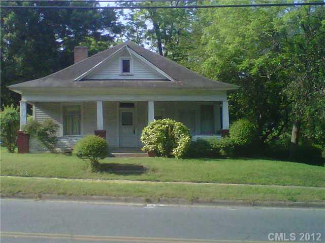 275 E Center Ave., Mooresville, NC 28115