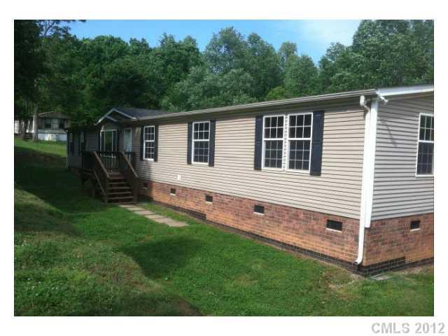 1225 Oak Breeze Dr., Mooresville, NC 28115