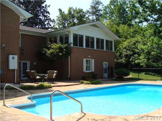 507 S Magnolia St., Mooresville, NC 28115