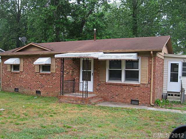 421 E Mclelland Ave., Mooresville, NC 28115