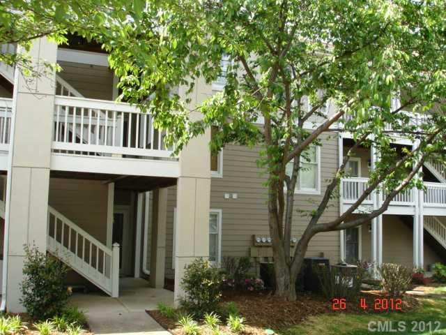 18585 Vineyard Point Ln., Cornelius, NC 28031