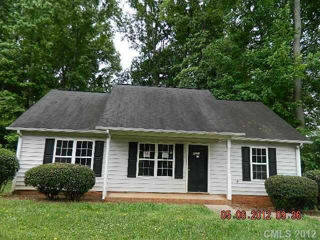 1827 Toddville Rd., Charlotte, NC 28214