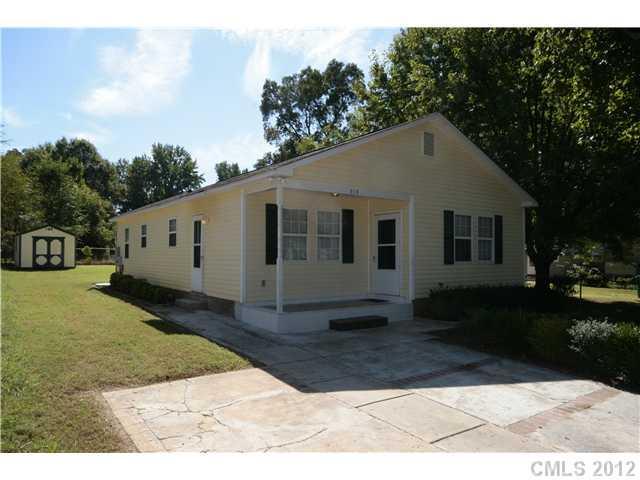 519 W Todd Ln., Charlotte, NC 28208