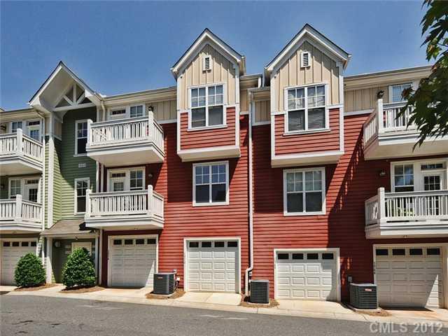 1572 Walnut View Dr. #., Charlotte, NC 28208