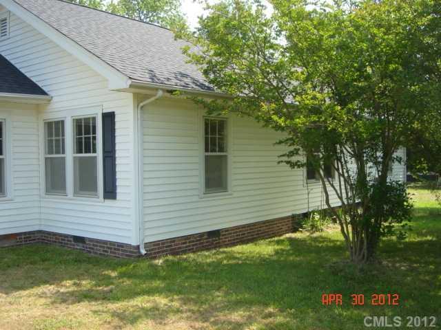 814 S Myrtle School Rd., Gastonia, NC 28052