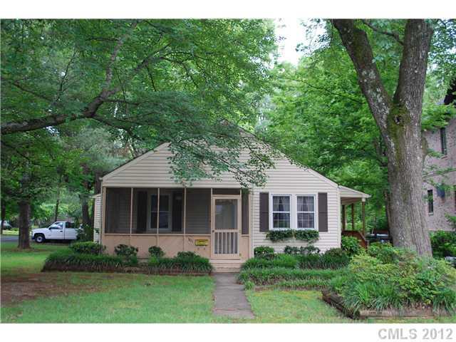 301 Rocklyn Pl., Charlotte, NC 28209