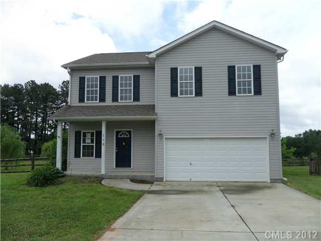 119 Treetop Ln., Troutman, NC 28166