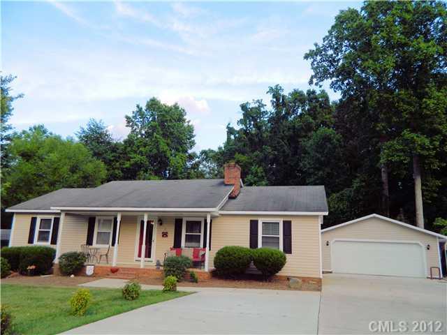 2210 Winterfield Dr., Gastonia, NC 28056