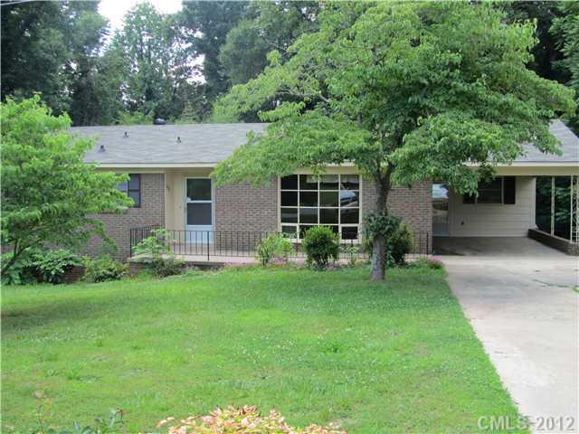 2038 Powerline Dr., Gastonia, NC 28054