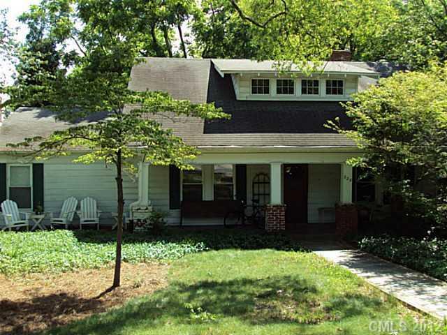 228 Walnut St., Davidson, NC 28036