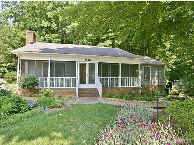 2425 Autumnwood Tr., Gastonia, NC 28056