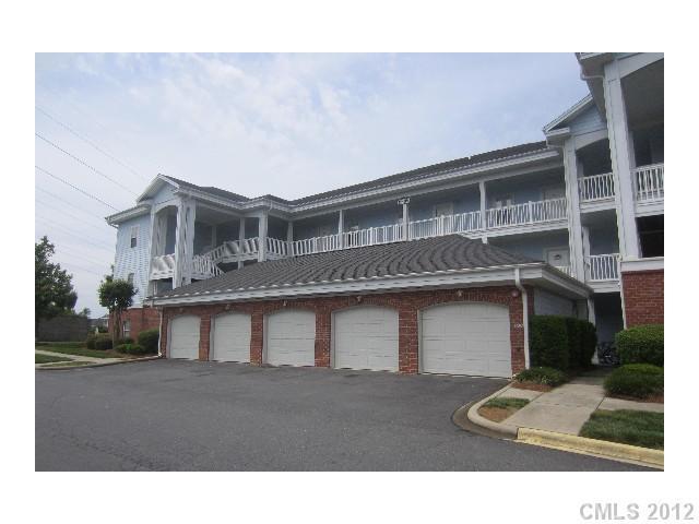 8613 Coralbell Ln. #102, Charlotte, NC 28213