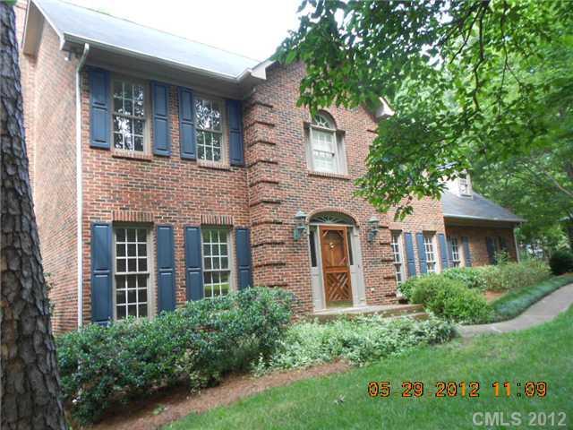 1212 Gateshead Ln., Matthews, NC 28105