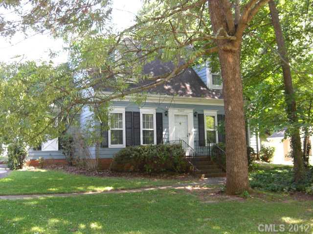 7607 Walnut Wood Dr., Charlotte, NC 28227