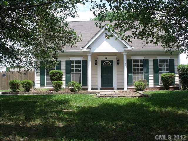 818 Gretna Green Dr., Charlotte, NC 28217
