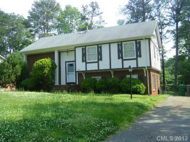 7607 Watercrest Rd., Charlotte, NC 28210