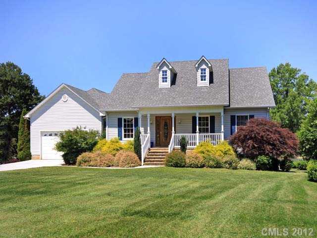 194 Ponderosa Cir., Mooresville, NC 28117