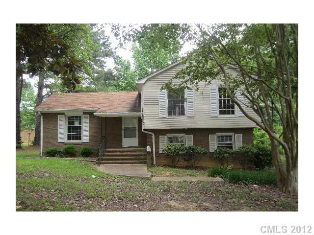 6309 Barrington Dr., Charlotte, NC 28215