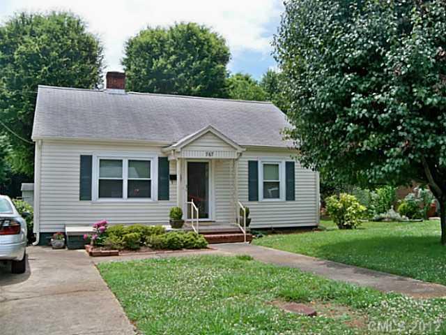 767 N Mulberry St., Statesville, NC 28677