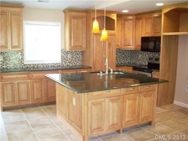 9012 Trailhead Ct., Charlotte, NC 28227