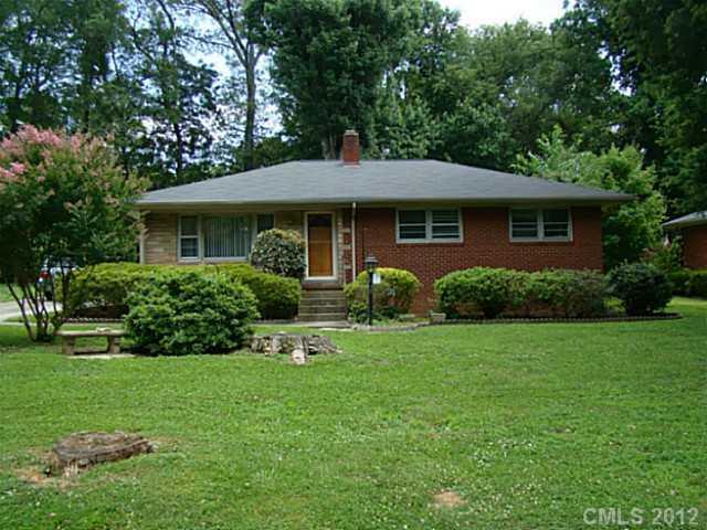 666 Hyde Park Dr., Concord, NC 28025