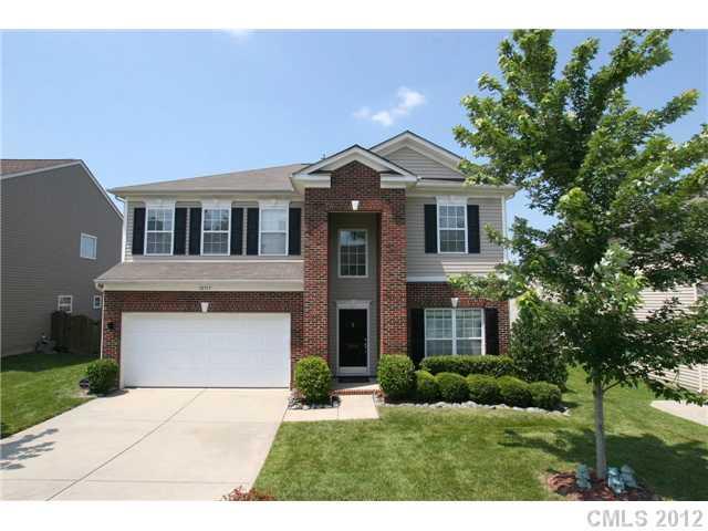 10319 Dominion Village Dr., Charlotte, NC 28269