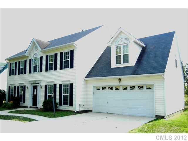 10008 Wild Dogwood Ct., Charlotte, NC 28273