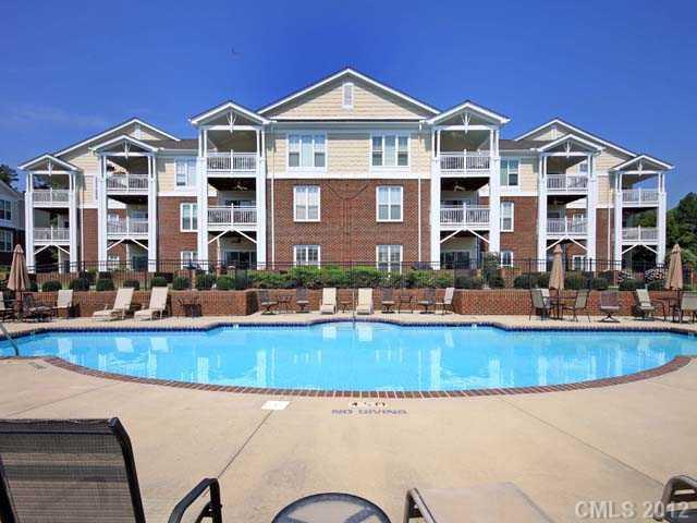930 Jetton St. #25, Davidson, NC 28036