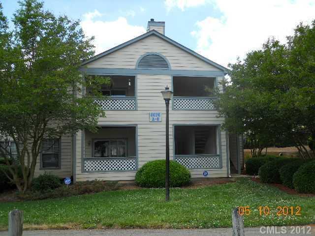 8020 Tremaine Ct. #B, Charlotte, NC 28227