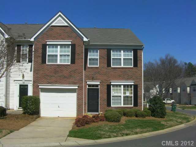 3927 Glenlea Commons Dr., Charlotte, NC 28216