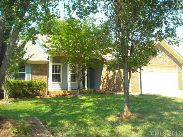 6833 Oldecastle Ct., Charlotte, NC 28277