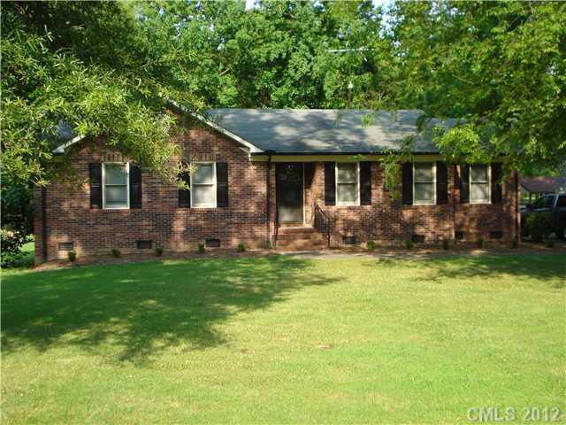 6299 Spring Court Ln., Harrisburg, NC 28075
