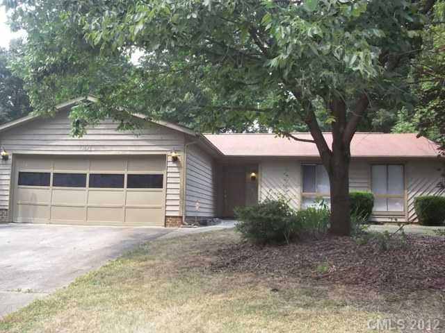 1623 Van Dyke Dr., Charlotte, NC 28213