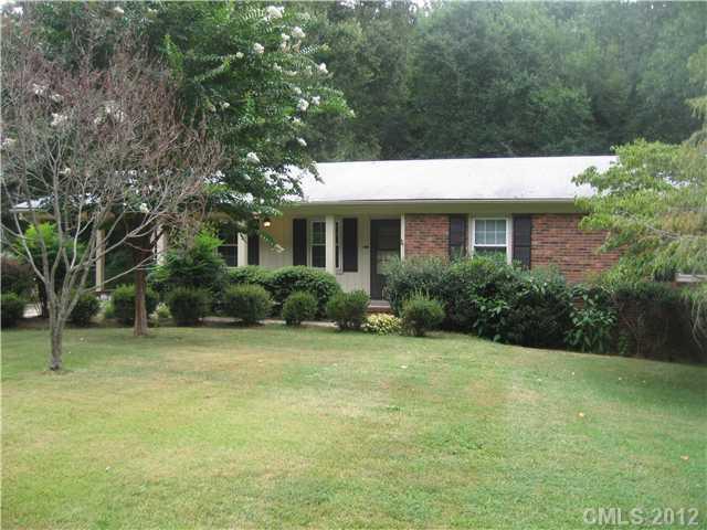 506 Touch Me Not Ln., Charlotte, NC 28216