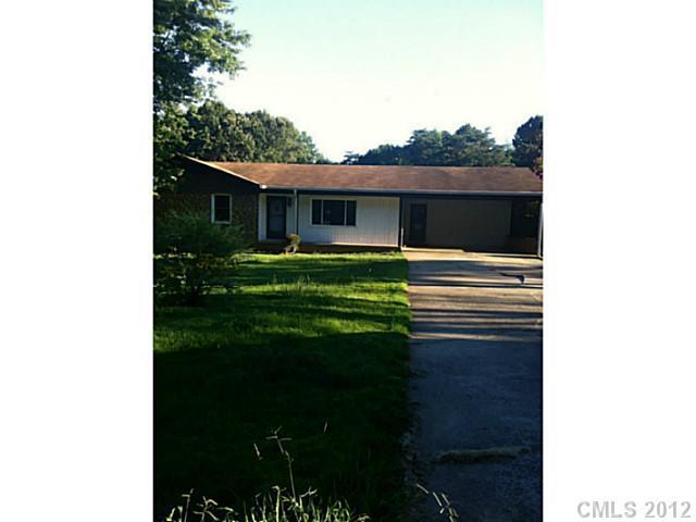 186 W Meadowview Dr., Statesville, NC 28625