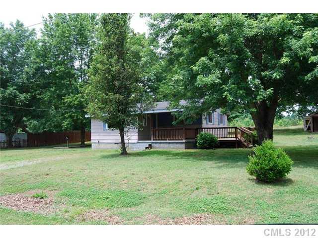 126 Gains Ln., Statesville, NC 28677