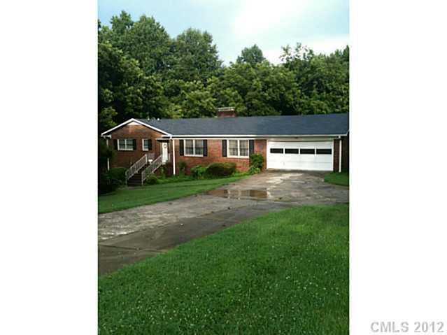 938 Main St., Davidson, NC 28036