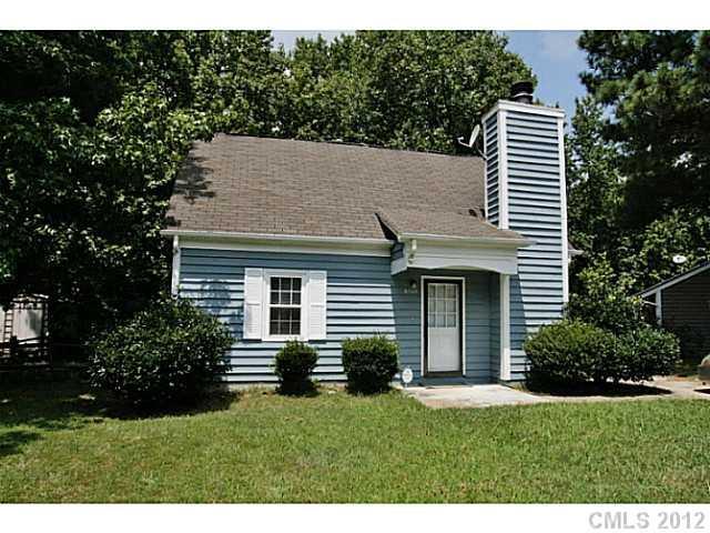 6705 Park Hickory Dr., Charlotte, NC 28227