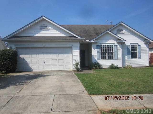 7417 Sparkleberry Dr., Indian Trail, NC 28079