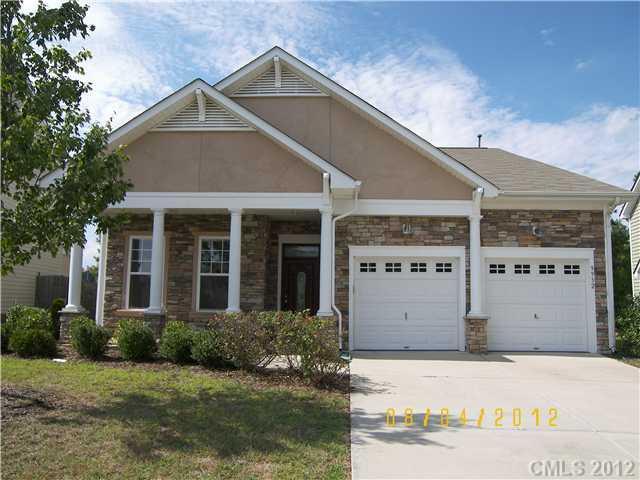 9932 Dominion Crest Dr., Charlotte, NC 28269