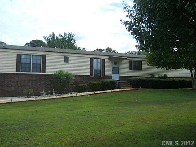 235 Middle Brook Dr., Rockwell, NC 28138