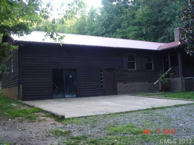 13 Redneck Ridge, Dallas, NC 28034