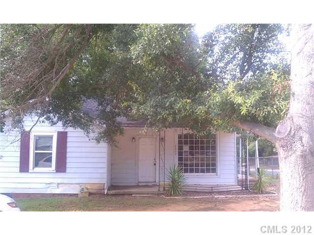 2602 Crescent Ln., Gastonia, NC 28052