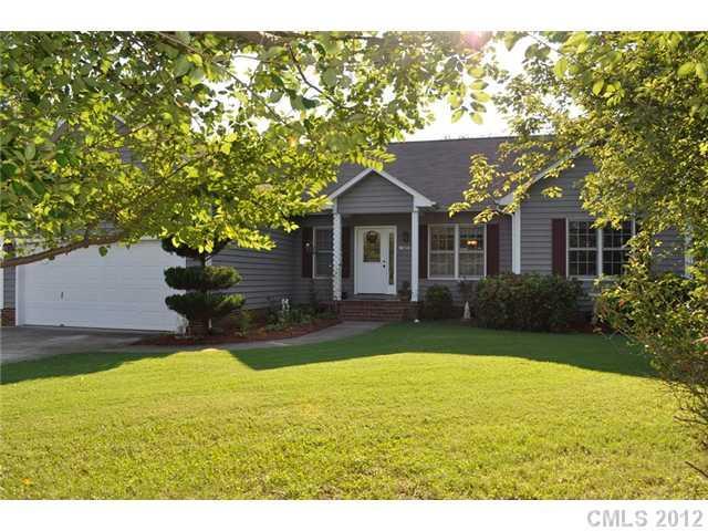 16841 Knoxwood Dr., Huntersville, NC 28078